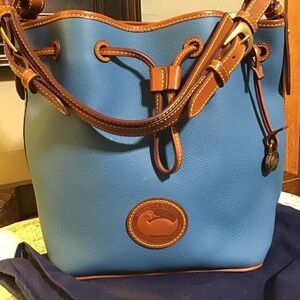 Dooney AWL 3.0 drawstring bucket blue leather Lrg shoulder bag